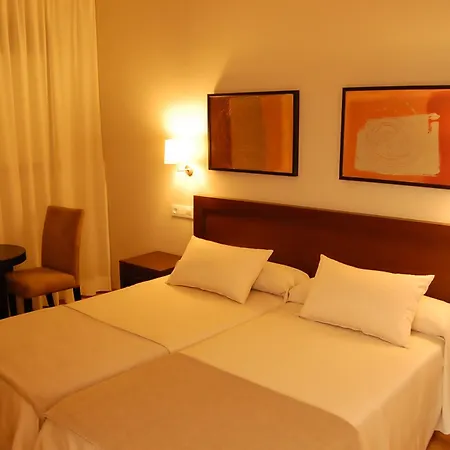 Apts Turisticos Playa De Osmo מלון 5*